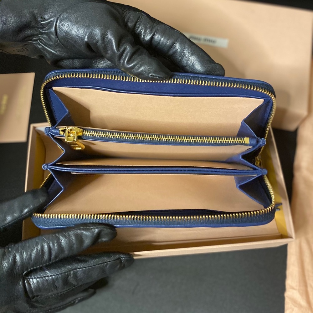 Miu Miu Matelasse Zipper Wallet - image 3